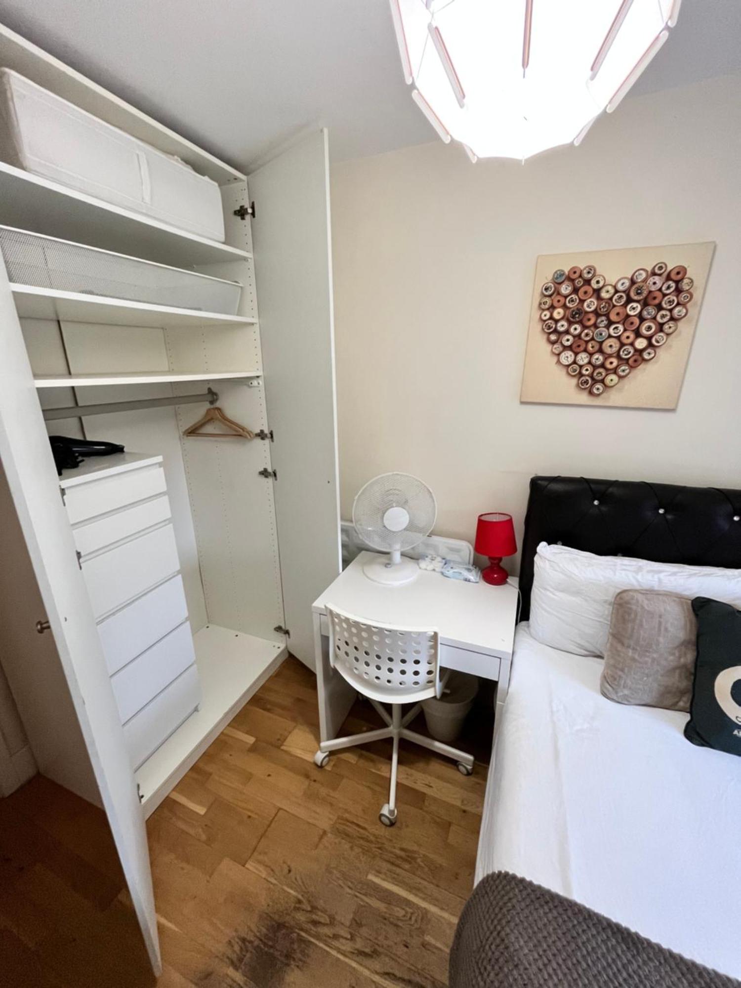 Guest house Metropolitan Coziness Private Bedrooms In Euston Station 161 London